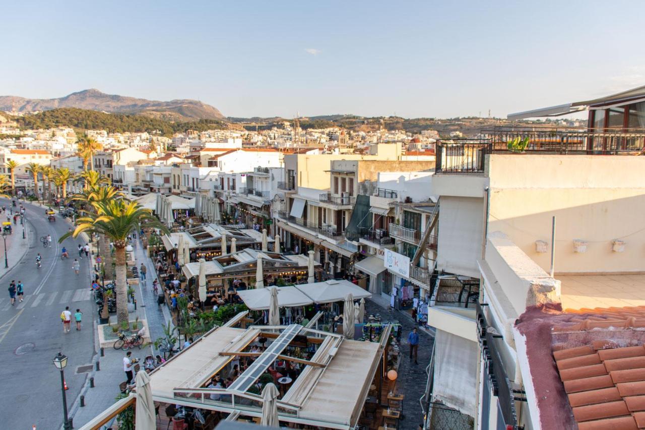 V77 Seafront Suites Rethymno  Exterior photo